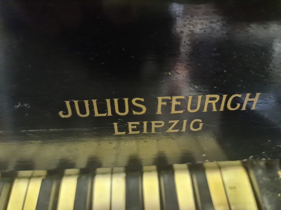 Vendo Piano Antigo Leipzig