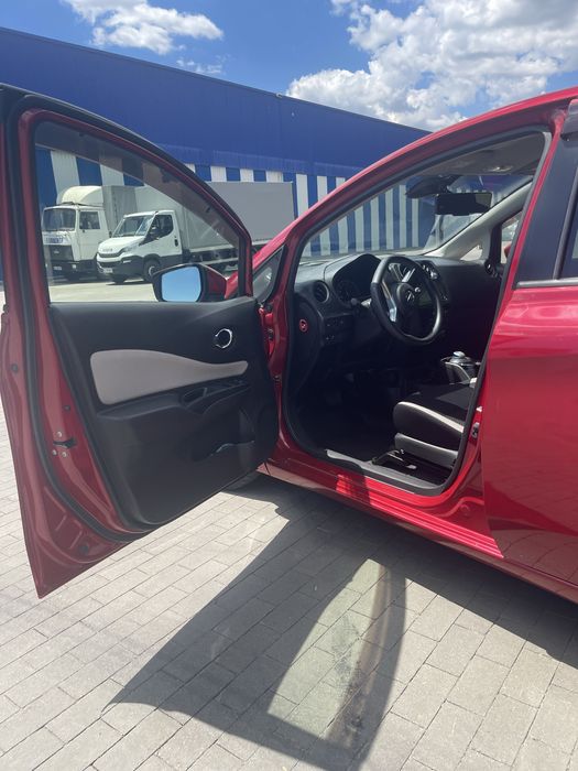 Продам Nissan Note гібрид 10500y.e.