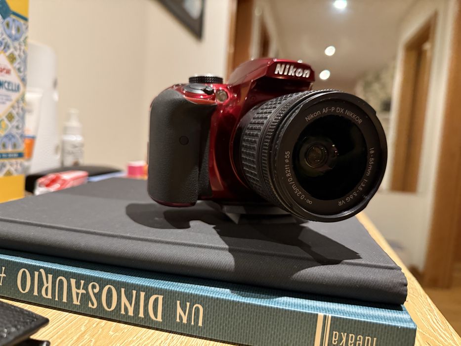 Vende-se Câmera Nikon D3400