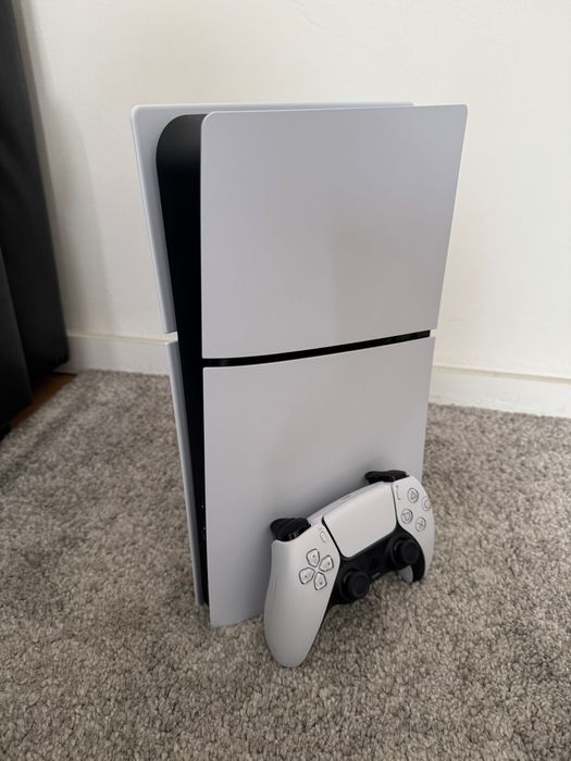 PS5 Slim Digital