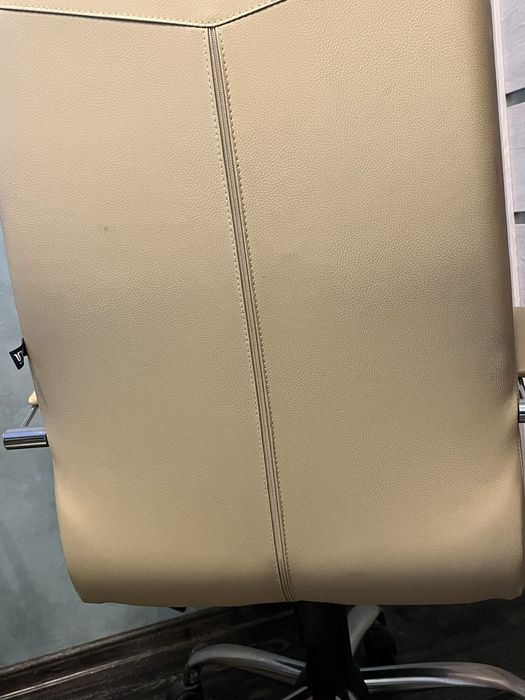 Компʼютерне крісло