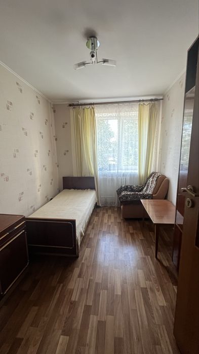 Здам 2 кімнати в оренду в  3-х кімнатній  квартирі