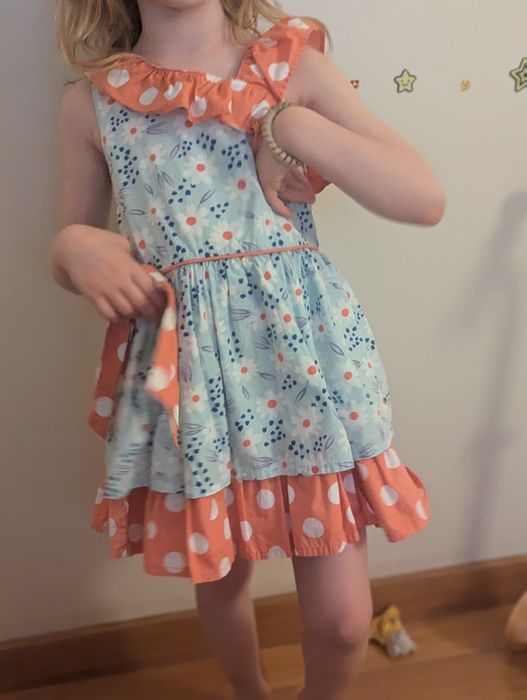 Vestido floral menina