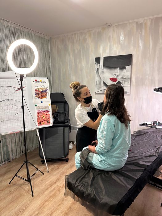 Навчання, курси з Перманентного макіяжу для початківців