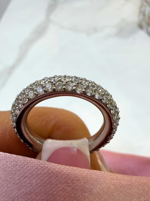 Obrączka Eternity z diamentami naturalnymi 2.37 CT