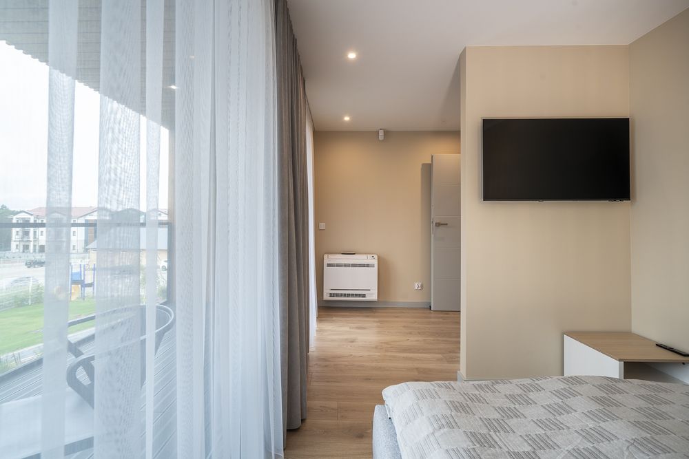 Domy całoroczne o podwyższonym standardzie z jacuzzi. 100m do plazy !