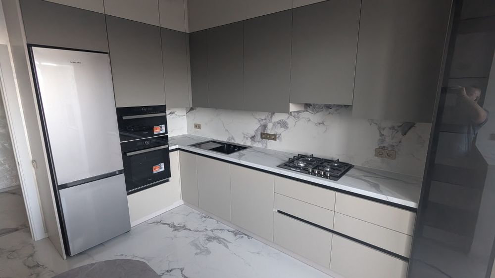 Довгострокова оренда житла в новобудові Минай 2 кімн.квартира.