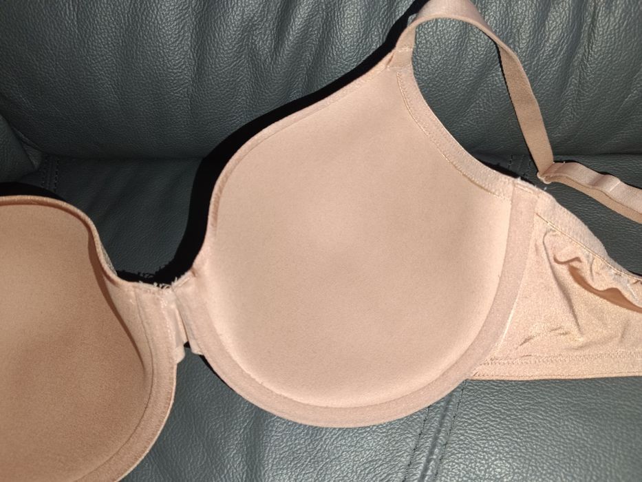 Biustonosz Next 85 C