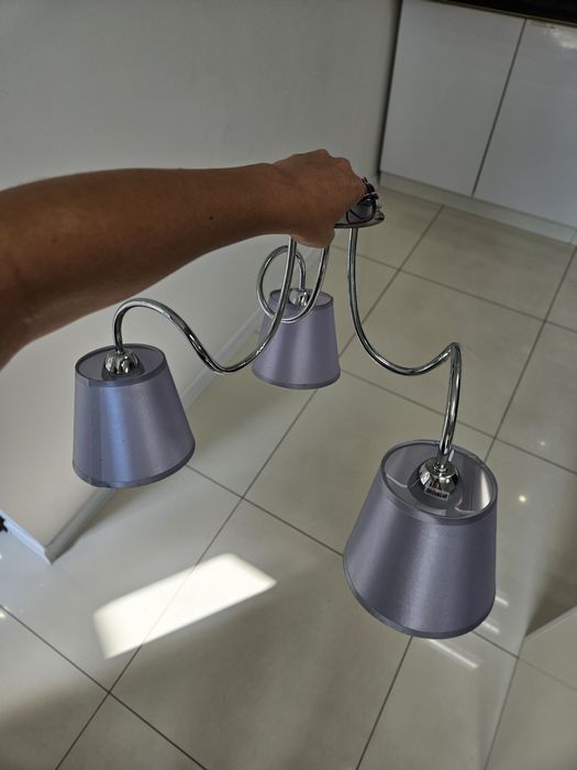 Żyrandol potrójny lampa