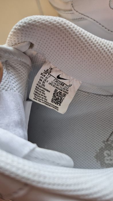 Białe adidasy Nike AIR