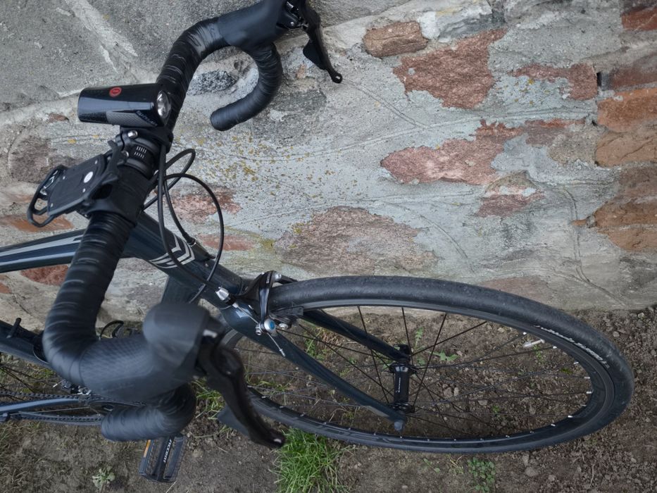 Rower szosowy SENSA Romagna Comp 105 Rozmiar 55 KOMPLET AKCESORIÓW