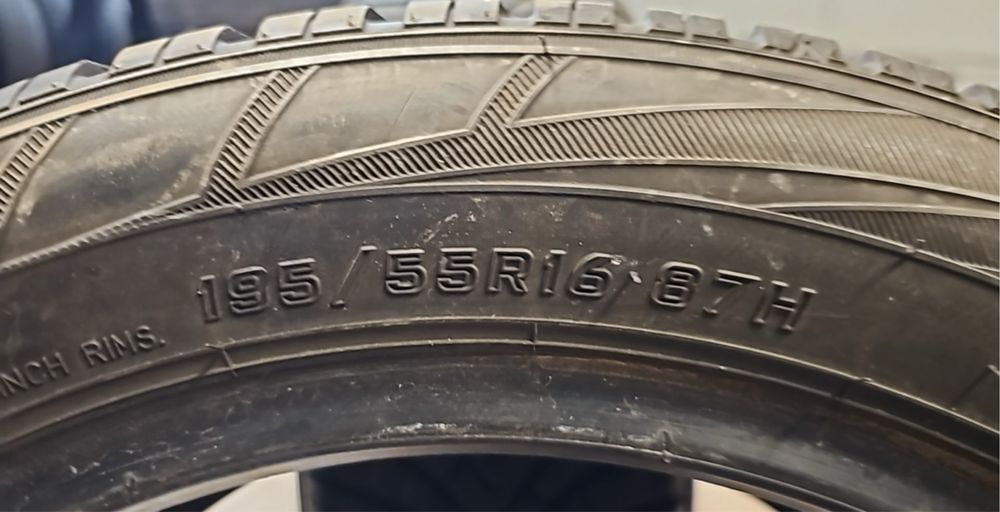 2x Falken eurowinter hs01  195/55 R 16