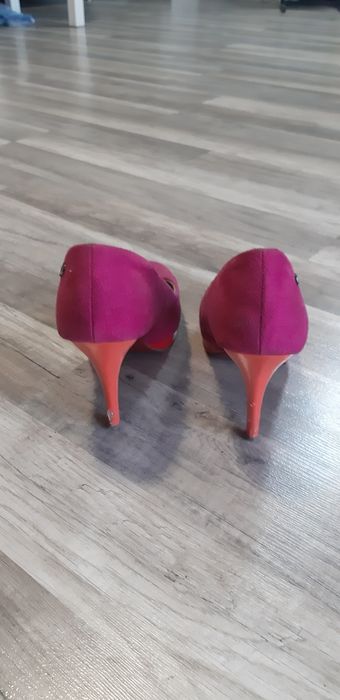 Różowe szpilki 41 deichmann