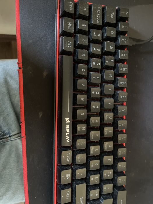 Teclado gamer 60 % rgb