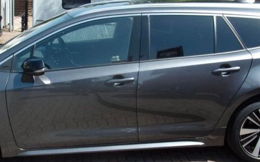Corolla e21 kombi drzwi przednie tylne lewe 1G3
