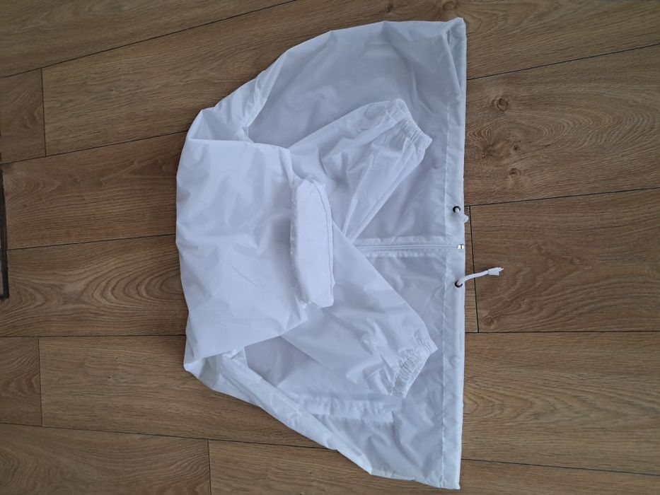 Okolo 30 szt Kurtki przeciwdeszczowe XL,L,M cena za szt
