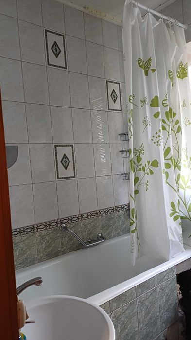 Здам кімнату (приміщення) з кухнею в довгострокову аренду