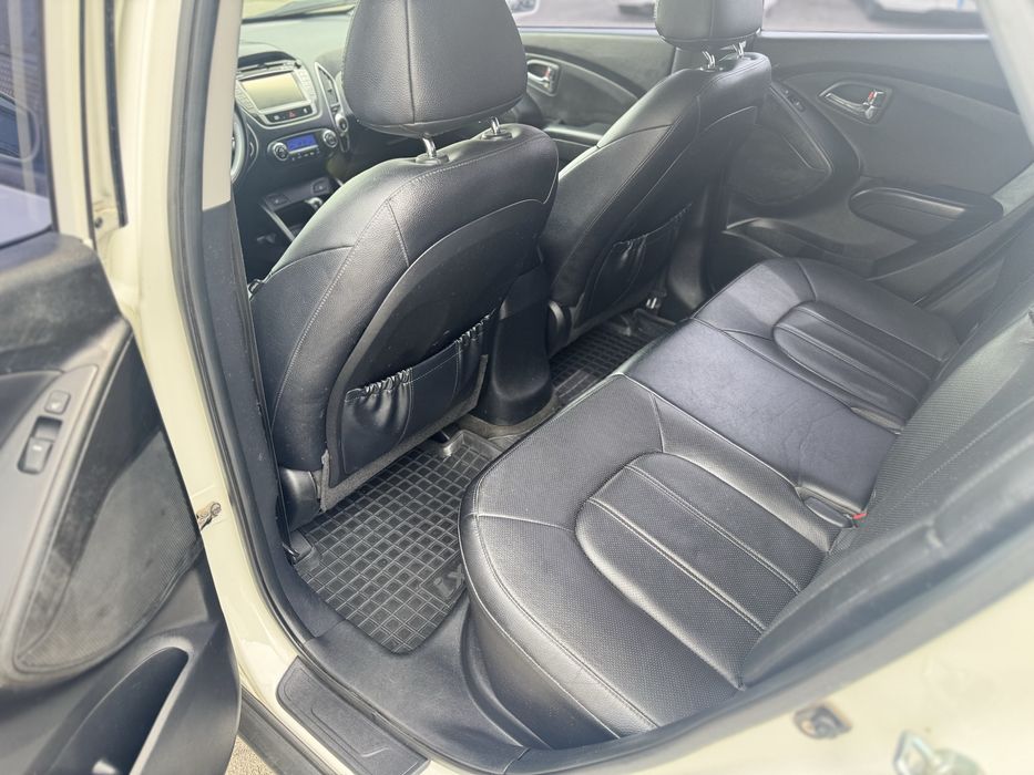 Hyundai Tucson 2.0D Automat Лізинг