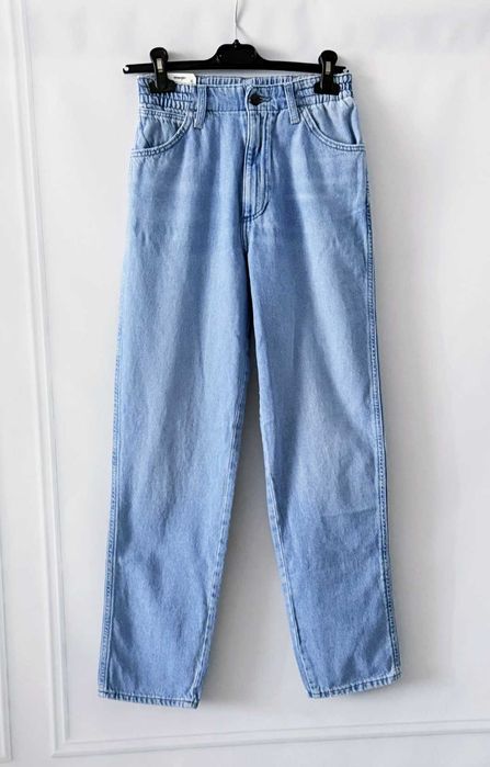 Nowe spodnie jeansowe Wrangler r. W25L32 'Ice Ice Baby' Comfy Mom
