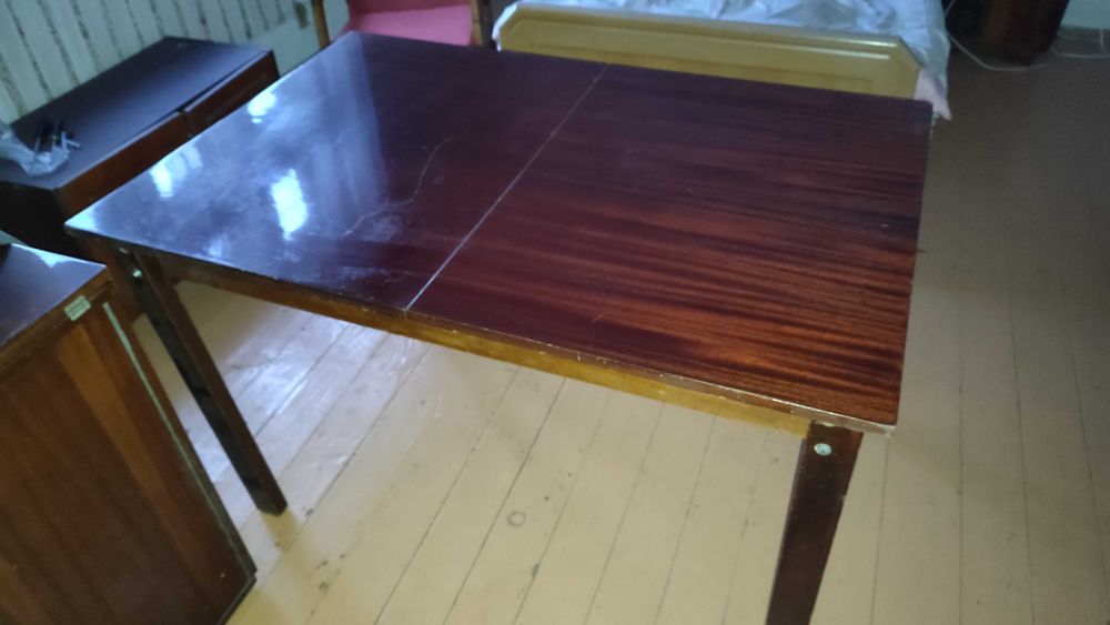 Розкладний стіл трансформер