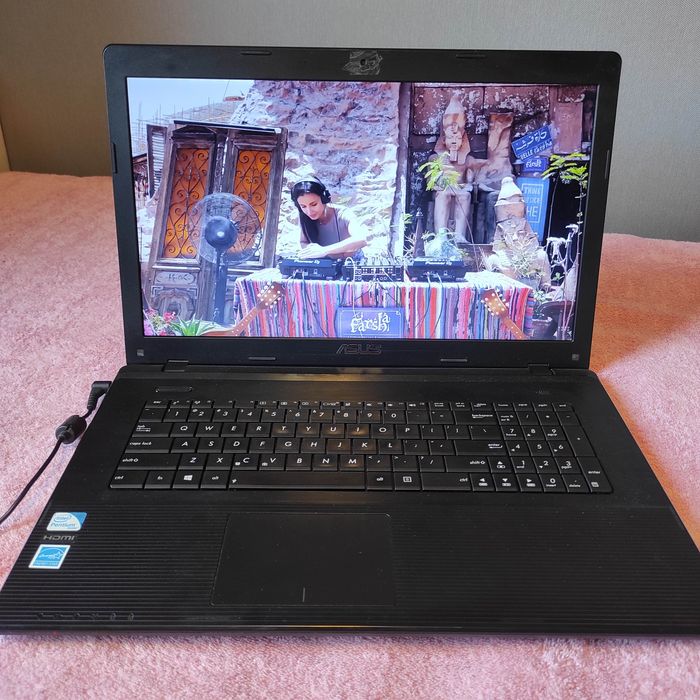 Ноутбук Asus x75