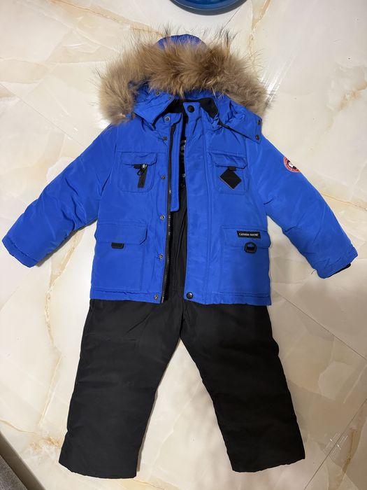 Комбинезон, костюм Canada Goose