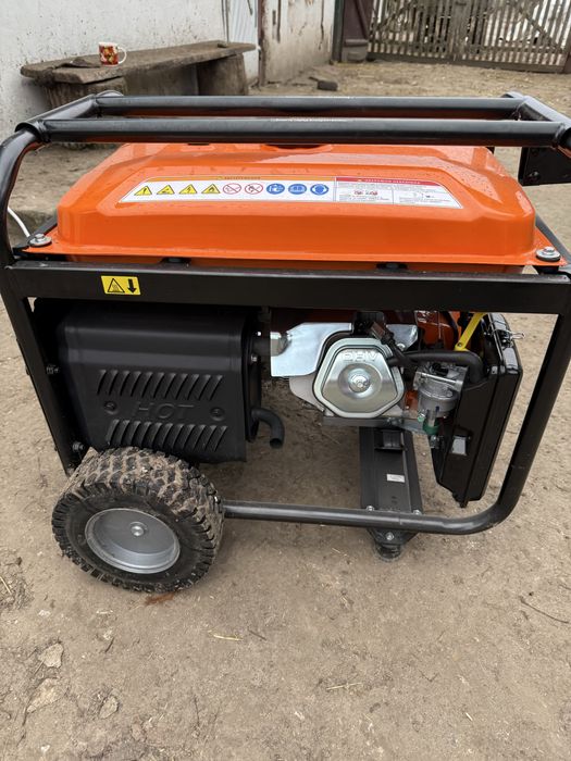 Бензиновий генератор OMLine 6500E