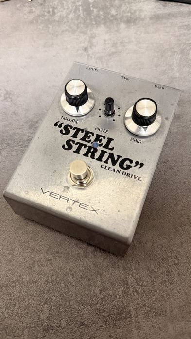 Pedal steel string Vertex