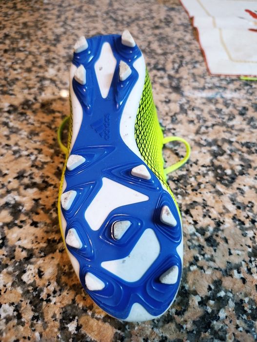 Chuteiras criança número 32 adidas