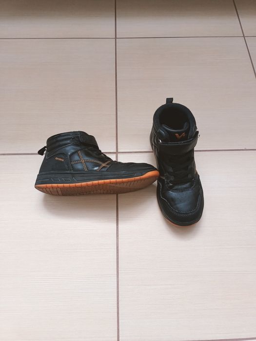 Buty chłopięce Victory