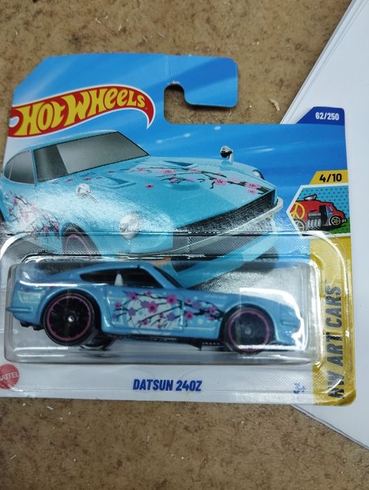 Hotwheels  com cartela
