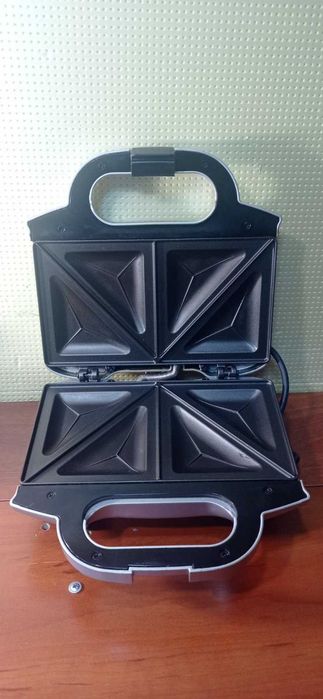 Бутербродница Moulinex 9000 S1