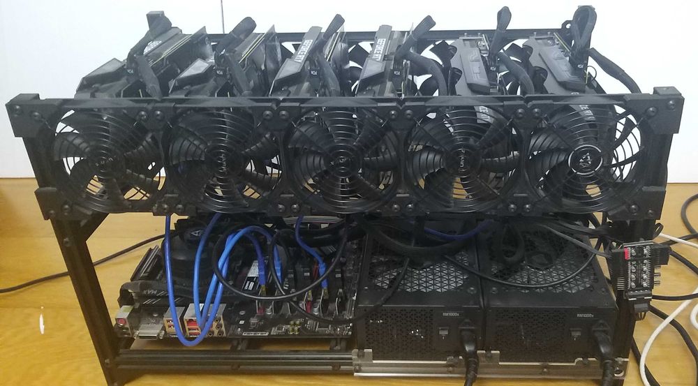 Vendo RIGs, 20 placas NVidia e AMD, Fontes Corsair, risers, cabos, etc