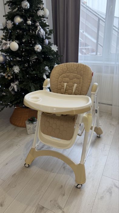 Стільчик для годування
