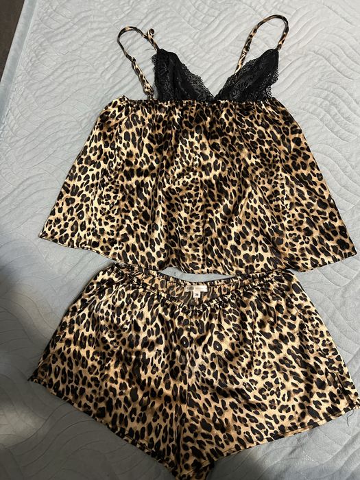 Піжама  домашня тигрова  майже нова.