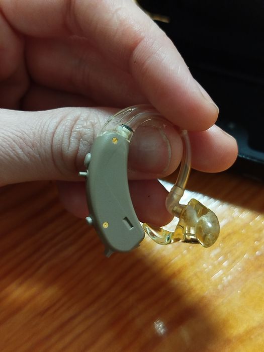 Aparat słuchowy Widex MENU 5 Comfort  STAN IDEALNY