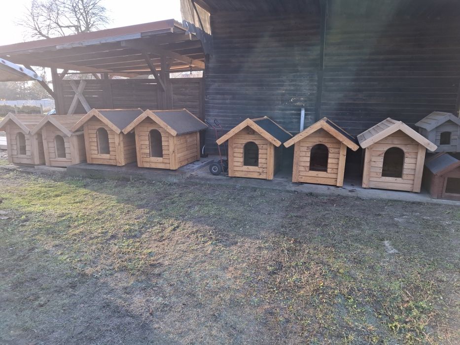 Buda dla psa ocieplana