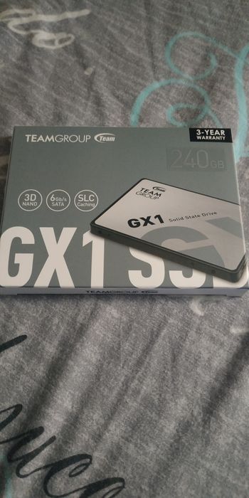 Жосткий диск ssd 240GB