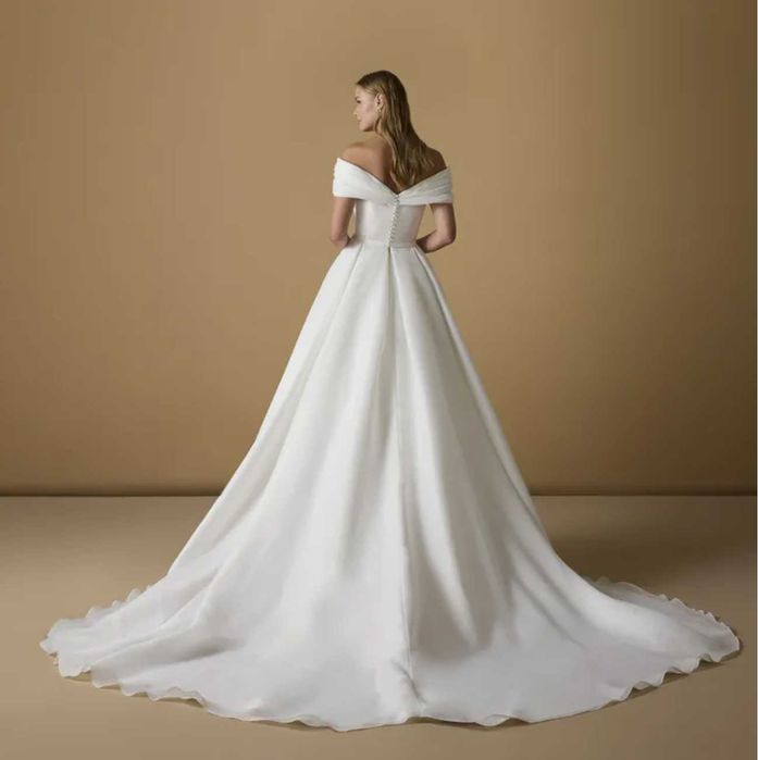 Vestido de Noiva em Organza