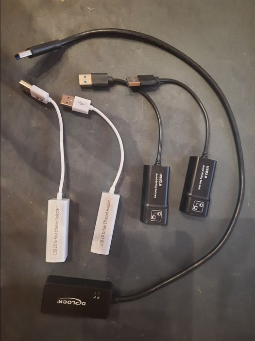 USB to LAN adapter. Є також інші моделі.