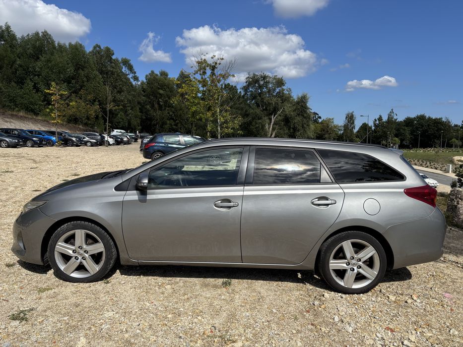 Toyota Auris Touring 2014 1.4 D4D