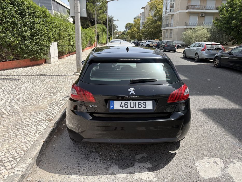 Peugeot 308 — fotografia 4