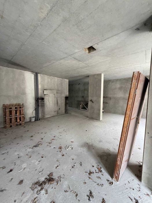 Оренда приміщення з фасадними вікнами, 226м2, біля Нової пошти