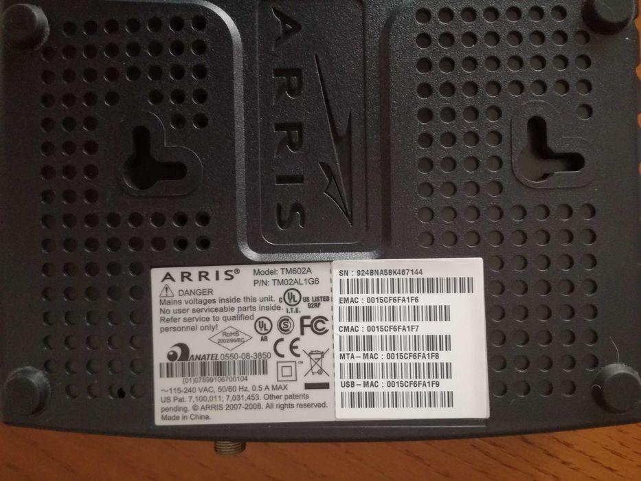 Router Arris                                                       .64343243583617123