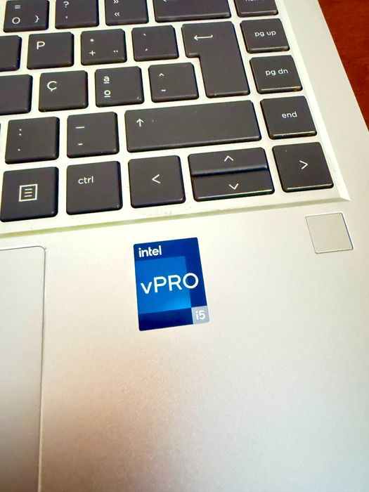 HP Elitebook 640 G10|Ecran Tactil|i5-1345u vPro|32Gb Ram|Ssd 512Gb|Garantia