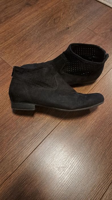 Czarne buty sztyblety Graceland 39