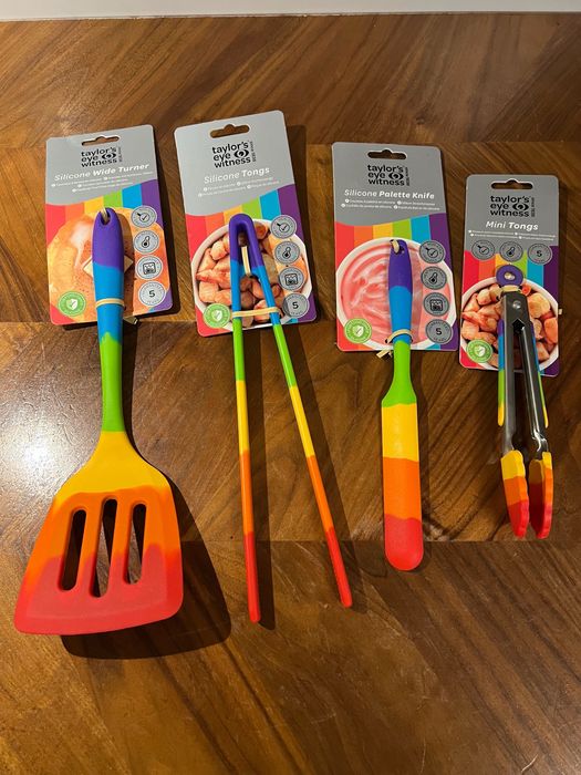 Kolorowy zestaw akcesoriów kuchennych Taylor’s Eye Witness