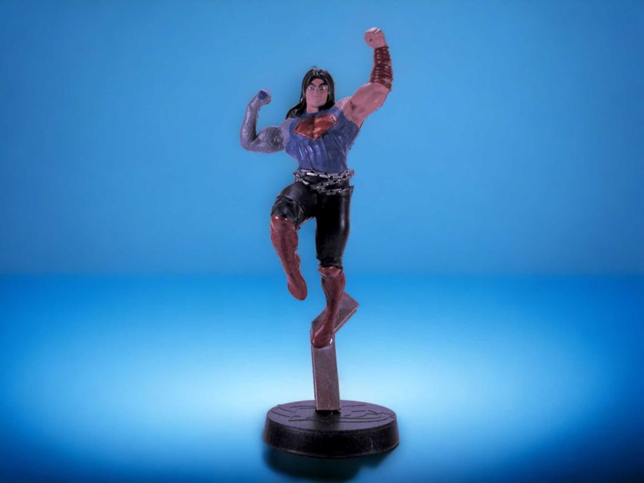 Figura da DC Dark Knights Superman