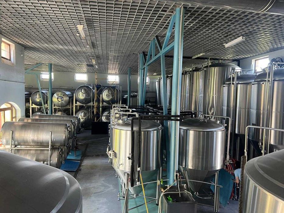 Продаж діючого крафтового пивоварного заводу з повним циклом виробництва.