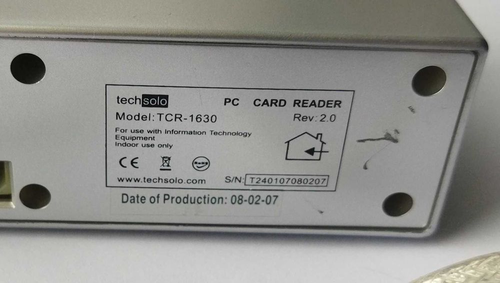 Card Reader  Techsolo TCR   all in  one